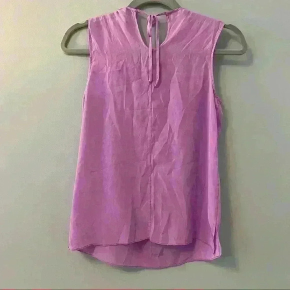 Lilly Pulitzer Silk Purple Sleeveless Blouse with Decorative Neck Size XS - Picture 5 of 10
